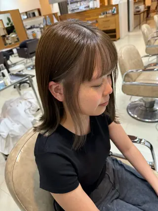 ミディアム 太田 明伽のヘアスタイル
