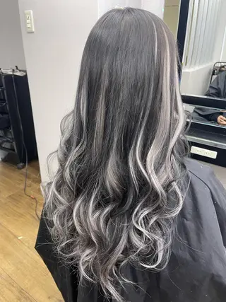 ロング カラー ハナ💎中韓/艶髪 ハイトーン/エクステのヘアスタイル