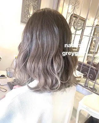 セミロング カラー ハイトーンカラー♡ yuのヘアスタイル