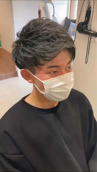 ショート 長山 拓洋のヘアスタイル