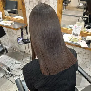ミディアム カラー ✨傷まないカラー ✨縮毛矯正✨レオンのヘアスタイル