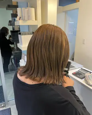 ミディアム カラー mir MIYUのヘアスタイル