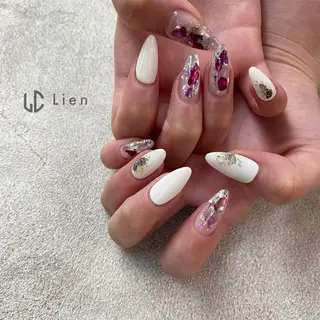 ネイル SHIORI 📍渋谷 / 円山町のネイルデザイン