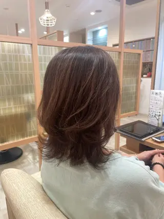 ミディアム être 加藤 悠花のヘアスタイル