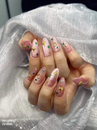 ネイル THUMBS UP NAILのネイルデザイン