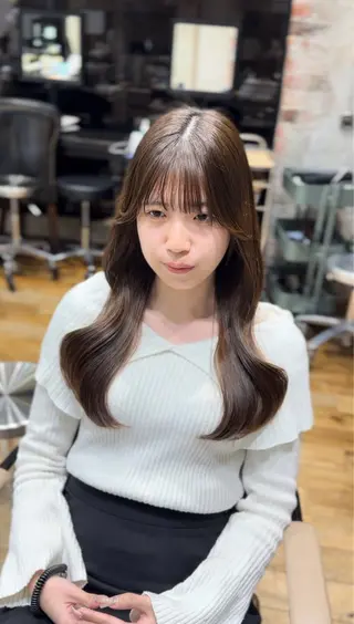 ロング 銀座/レイヤー 顔周りカット溝手優太のヘアスタイル