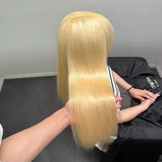 ミディアム カラー 💫艶ハイトーン×髪 質改善💫リュウトのヘアスタイル