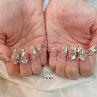 ネイル nail salon e'mu💐のネイルデザイン