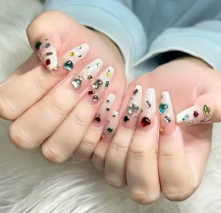 ネイル R Nailのネイルデザイン