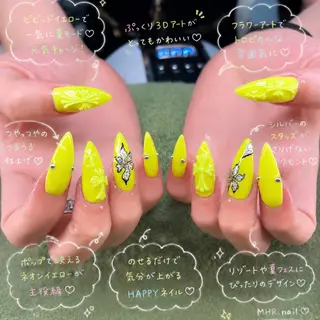 ネイル MHR nailのネイルデザイン