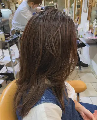 ロング タテイシ アサノのヘアスタイル