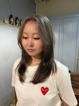 ミディアム カラー 🤩噂のMr.髪ポジ ティブ®️yu🤩のヘアスタイル