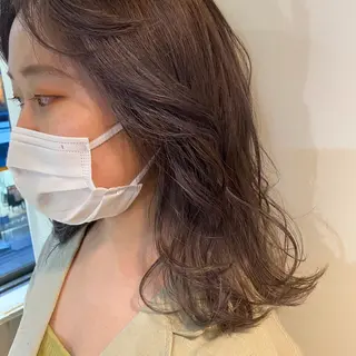 ミディアム カラー ウルフカット モデル募集中!ミカのヘアスタイル