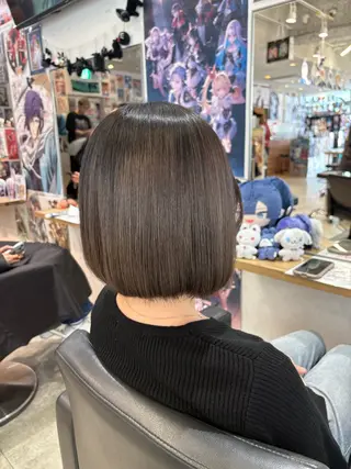 ショート カラー 推しカラー/ ミクのヘアスタイル
