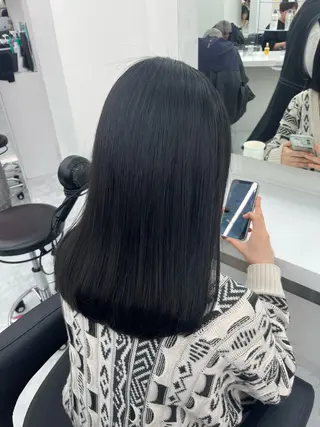 ミディアム カラー Zina熊本🫧 Kurehaのヘアスタイル