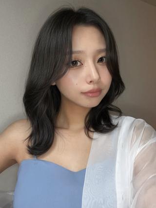 ミディアム カラー Grow by NYNY 打越裕樹のヘアスタイル
