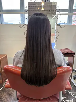 ロング 伊藤 秋衣のヘアスタイル