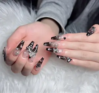 ネイル Lenie Nail Okuboのネイルデザイン
