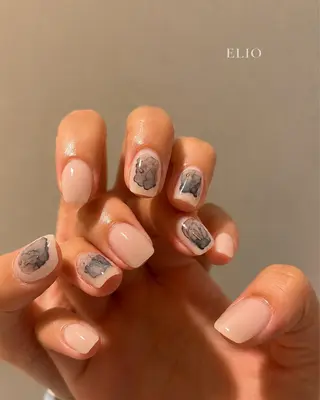 ネイル Elio 国泰寺のネイルデザイン