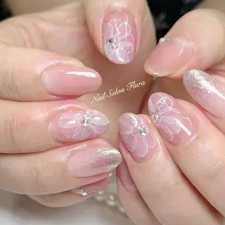 ネイル NailSalon Fluraのネイルデザイン
