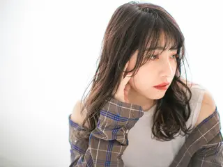セミロング 美髪ヘア 藤田友輝のヘアスタイル