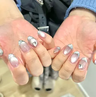 ネイル White dear fujiwaraのネイルデザイン