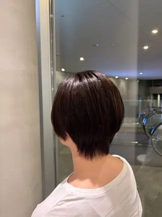 ショート MINENO🌼 ブリーチ⭐️カットのヘアスタイル