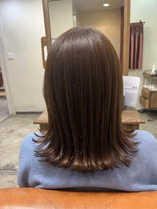 ミディアム 才門 真菜のヘアスタイル