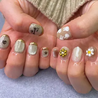 ネイル F. Lenaのネイルデザイン