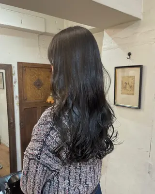 ロング カラー 暗髪とオリーブ🌿 渡辺拓人のヘアスタイル