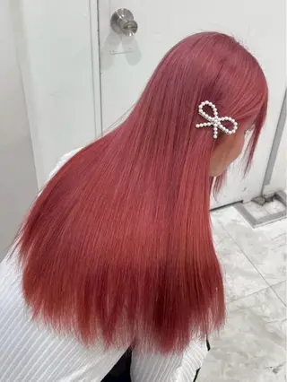 ミディアム カラー ヘアアレンジ 🌈くれは🎨デザイ ン🌟ダメージレスのヘアスタイル