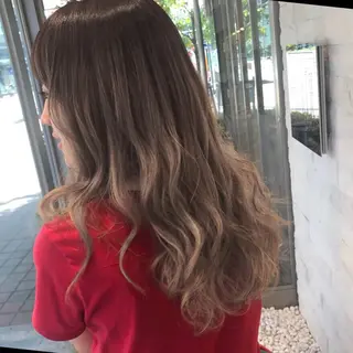 ロング カラー ヘアアレンジ YUI𓍯ｴｸｽﾃ /ﾆｭｱﾝｽｶﾗｰのヘアスタイル