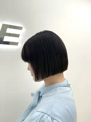 ショート カラー ヘアアレンジ 縮毛矯正🤍 ボブ/ HIKARIのヘアスタイル