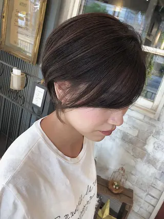 ショート カラー hair salon Zöld.のヘアスタイル