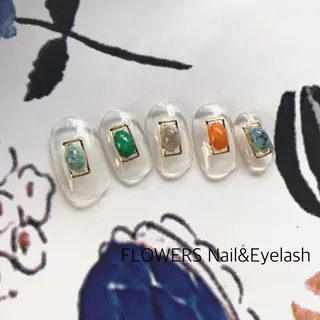 ネイル T. Ayakoのネイルデザイン