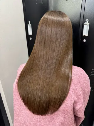 ロング カラー CLUTCHmuk. AIRI／完全個室のヘアスタイル