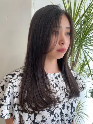 セミロング 大島桃花 / 表参道 透明感カラーのヘアスタイル