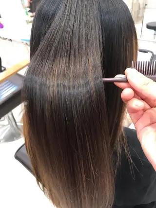 ロング 野澤 朱里のヘアスタイル