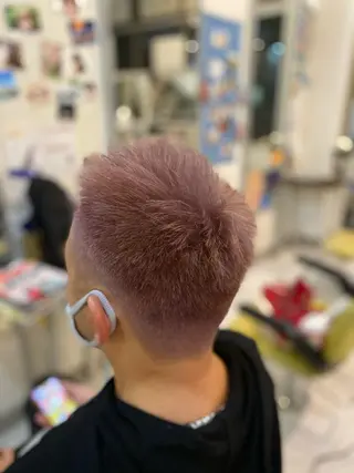 カラー メンズ 黒川 奨のヘアスタイル