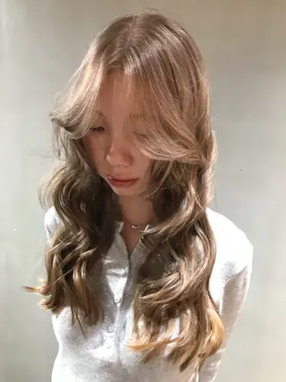 ロング カラー fev Rionのヘアスタイル