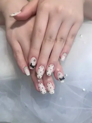 ネイル 𝒚𝒖𝒛𝒖 ˖ ࣪⊹のネイルデザイン