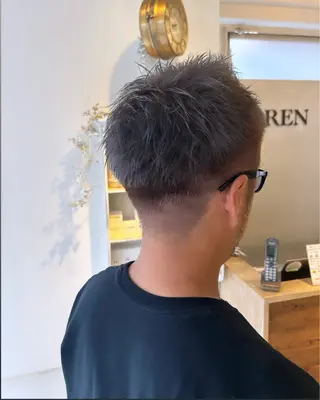 ショート カラー メンズ 山本美月🫧艶カラー 🐬暖色カラー🫧のヘアスタイル