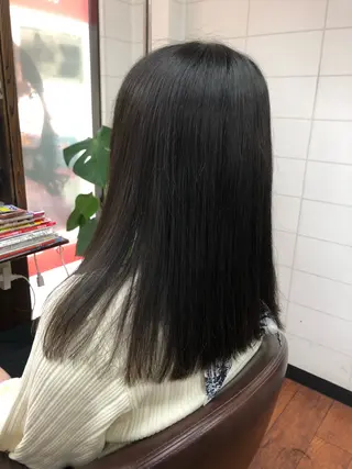 ロング キセ ワカナのヘアスタイル