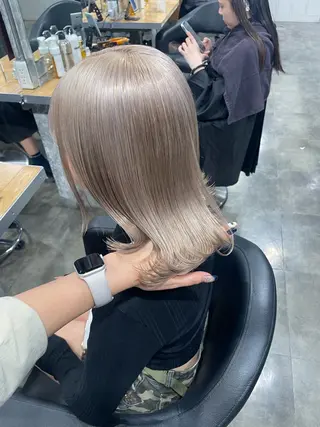 ミディアム ハイトーン 横浜💞ミオのヘアスタイル