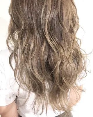 セミロング カラー ヘアアレンジ ネイル マツエク・マツパ 夜23時まで予約🉑 reverieあきらのヘアスタイル