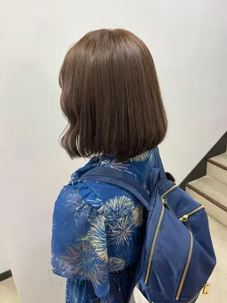 セミロング カラー 韓流トレンドヘア 🎀RINAKO🎀のヘアスタイル