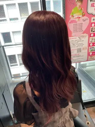 ロング カラー PANOLA下北沢 中川夢菜のヘアスタイル