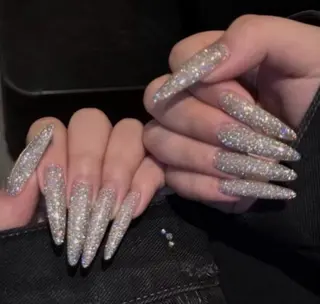 ネイル Nail Ravielのネイルデザイン