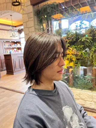 ミディアム カラー メンズ 縮毛矯正／艶カラー アオキタイキのヘアスタイル