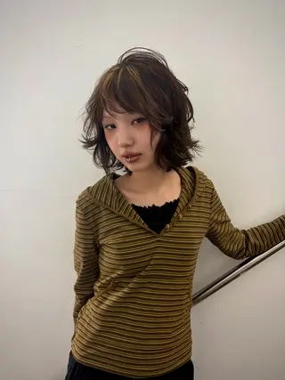 ショート カラー ヘアアレンジ 渡邉 舞のヘアスタイル